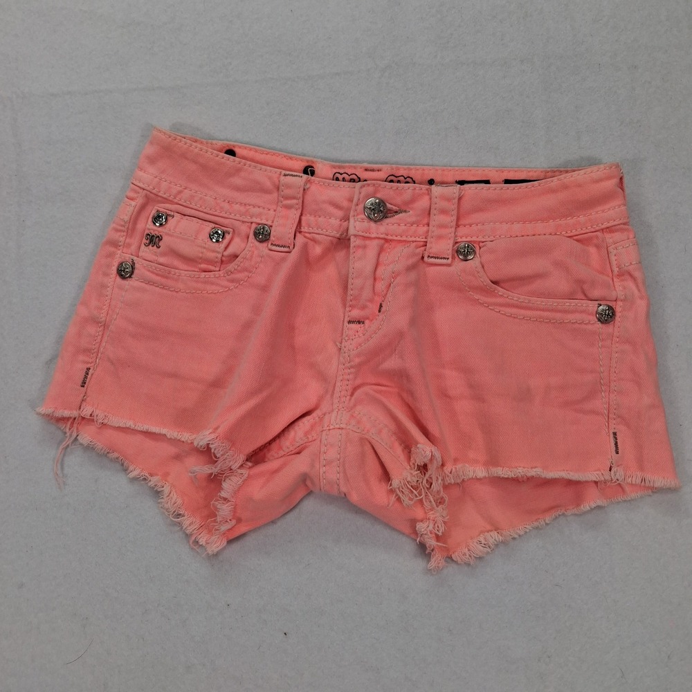 Miss Me Shorts Womens 26 Bermuda JP5697N6 Pink Rhinestone Cross Frayed EUC